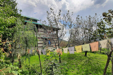 Best Party Hostel: The Hideout - Hiraeth, Manali