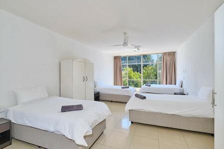 Inn & Out Sandton Park, Sandton