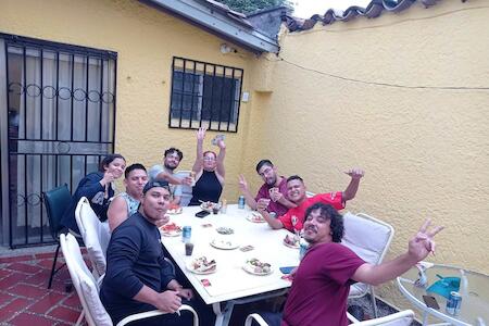Yellow House Hostel, Medellin