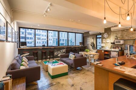 Best for Solo Traveler: The Mahjong, Hong Kong