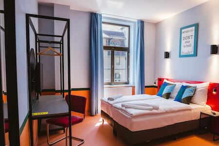 Netizen Budapest Hostel / Hotel