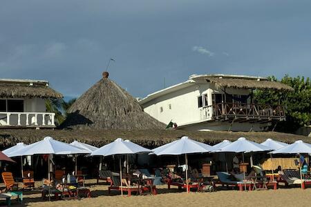 Che Zipolite Naked Hostel & Beach Club