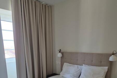 Mira Serra Hostel, Caria