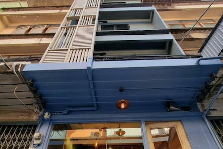 Best Party Hostel: The Space Hometel - Women Only, Pom Prap