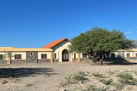 Casa De Retiros Virgen De Guadalupe, Finca La Soledad. Bodega Prelatura, Santa María