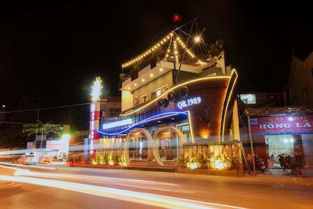 Best Party Hostel: RiverView Homestay 2, Dong Hoi
