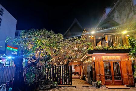 Wood Wood Hostel, Vientiane