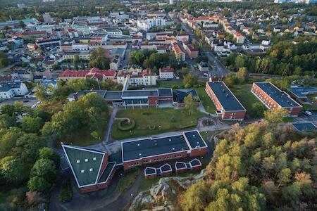 Logi Tuppen, Vandrarhem - Oskarshamns Folkhögskola, Oskarshamn