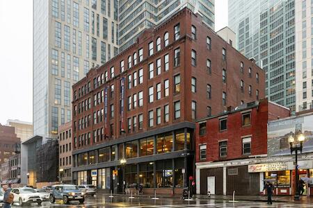 Best for Solo Traveler: HI - Boston Hostel, Boston