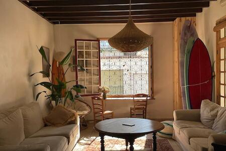 Best Party Hostel: L'escale Surf Hostel, Biarritz