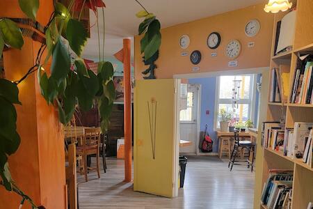 Bestes für Alleinreisende: Auberge Internationale Le Tangon, Sept-Îles