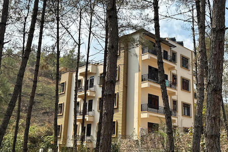 Best for Solo Traveler: Xtsy Travellers Hostel, Shillong
