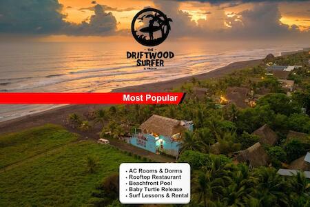 The Driftwood Surfer Beachfront Hostel / Restaurant / Bar, El Paredon