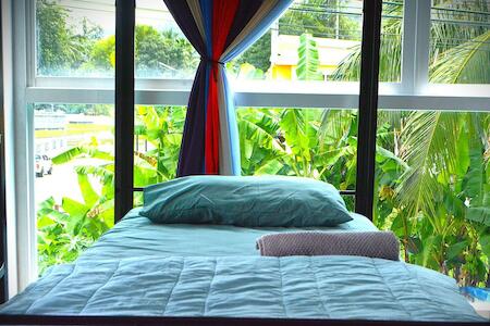Burmese Corner, Khao Lak
