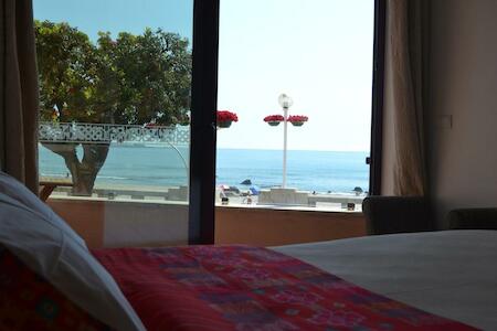 Hostel D'Avenida, Vila Praia de Ancora