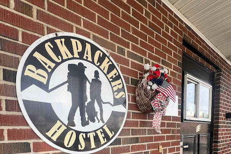 Best Party Hostel: Backpackers Bargain Rock, Boston