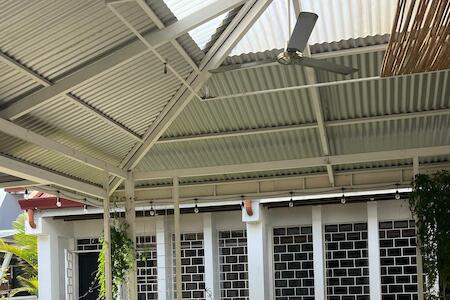 Monstera Stay, Mercedes Monstera Stay, Mercedes