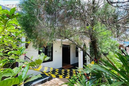 Best for Solo Traveler: Silva Hostel & Rooms, Trincomalee