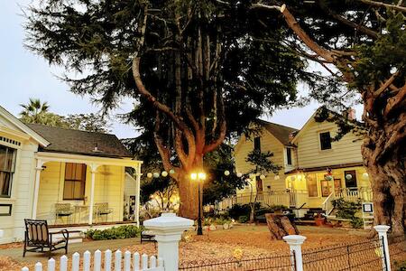 Best for Solo Traveler: Santa Cruz Hostel, Santa Cruz