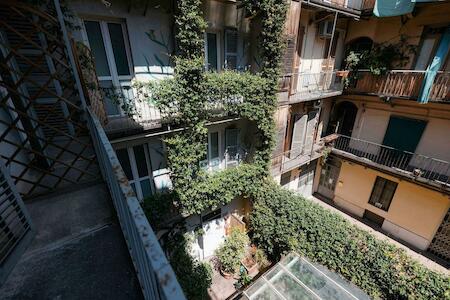Best for Solo Traveler: Tomato Backpackers, Turin