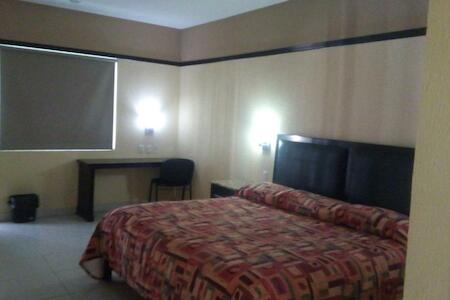 Jalyd Inn, Irapuato