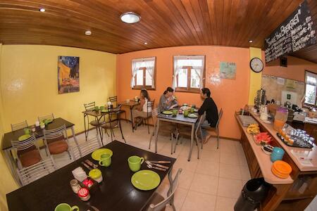 Hostal La Casa del Molino Blanco Backpackers, Baños