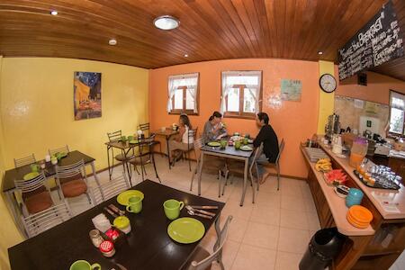 Hostal La Casa del Molino Blanco Backpackers