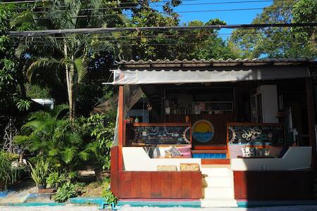 Best Party Hostel: Sundaze Samet Hostel & Hangout, Ko Samet