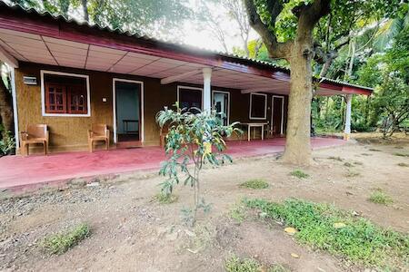 Sigiri Elephants Path Hostel, Kibissa