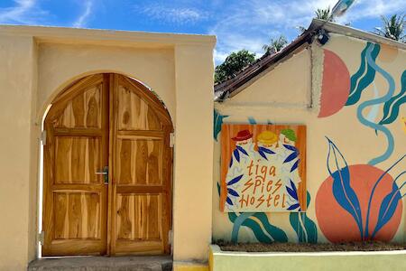 Best Party Hostel: Tiga Spies Hostel, Kuta Lombok