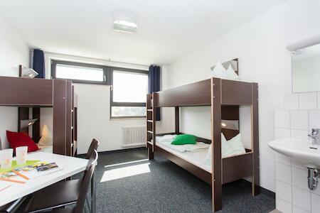 Jugendherberge Köln-riehl - Youth Hostel, Cologne