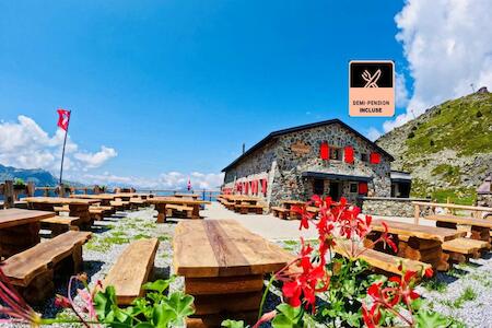 Best for Solo Traveler: Cabane Bella-Tola, Saint-Luc