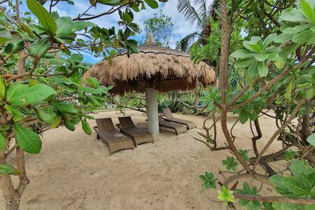 Pili Beach Agmanic Resort