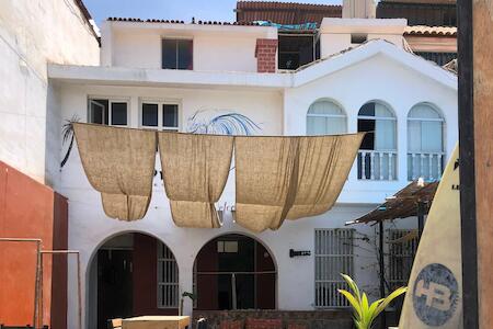 Best Party Hostel: PointBreak Surf Hostel, Huanchaco