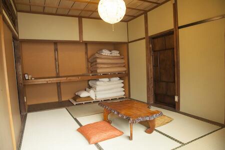 Guest House tokonoma