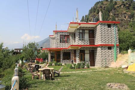 indian backpackers hostel, Manali