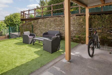 Best for Solo Traveler: Albergue As Pedreiras, Lugo