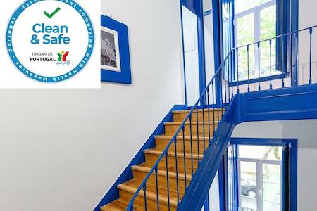 Help Yourself Hostels Parede, Parede, Cascais