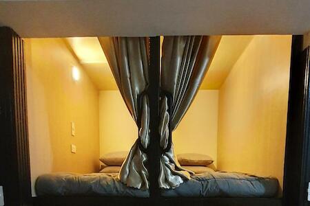 C Place - Capsule A, Manila