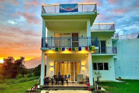 Best for Female Solo Traveler: Social Monkey, Bir