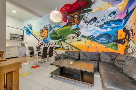 Adriatic Hostel – Youth Only