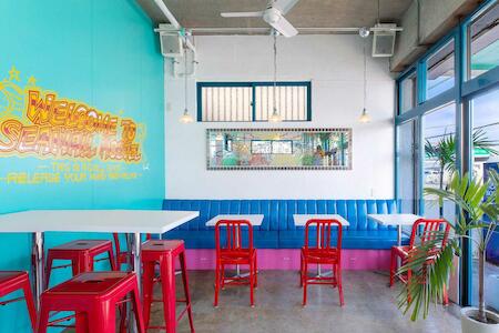 Seawall Hostel, Okinawa City