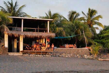 Best Party Hostel: The Free Spirit Hostel - Breakfast & Dinner Included, El Transito