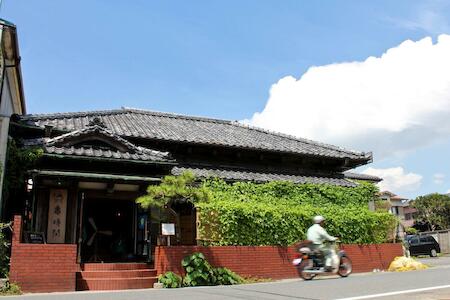 Best for Female Solo Traveler: Guest House Kamejikan, Kamakura