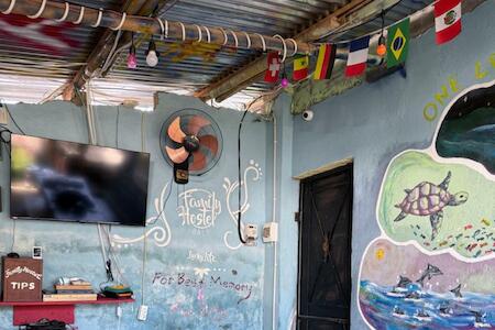 Best for Solo Traveler: Family Hostel, Lovina Beach