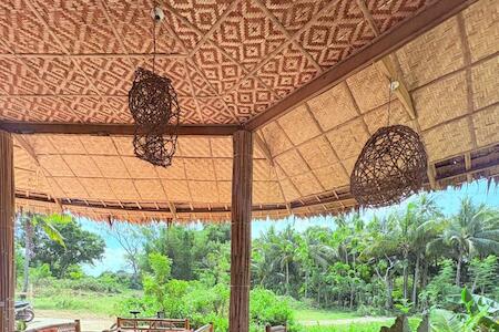 Best Party Hostel: Barefoot Backpackers, Siquijor