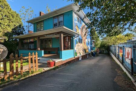 Best for Solo Traveler: Bon Paul & Sharky's Hostel, Asheville