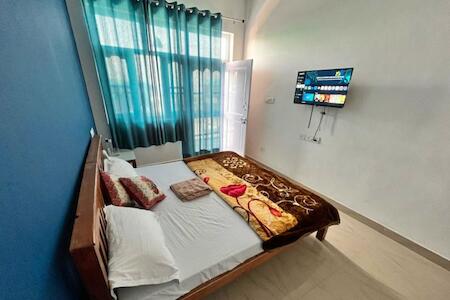 Bir-aadry Homestay, Bir