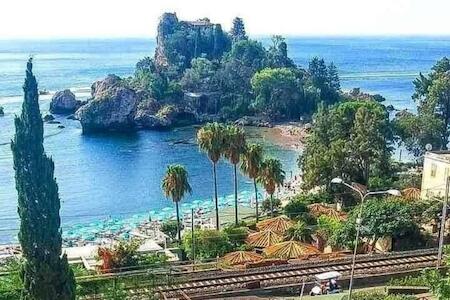 Sirina House Taormina, Castel Mola