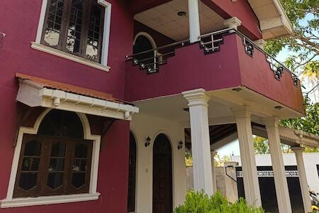 Best for Female Solo Traveler: S & P Airport Transit Hostel & Villa 01, Negombo